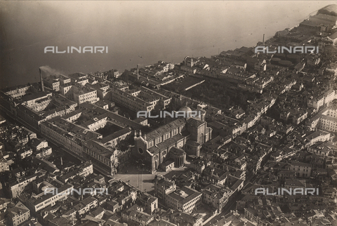 AVQ-A-002434-0064 - View of Venice - Date of photography: 1918 - Alinari Archives, Florence