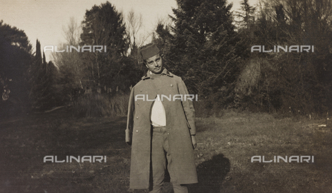 AVQ-A-002752-0013 - Album of the First World War in Friuli-Venezia Giulia: portrait of an Austrian prisoner cadet in Villa Brazzà, home to 17 of the Hospital of war in Soleschiano Manzano - Date of photography: 1915 - Alinari Archives, Florence