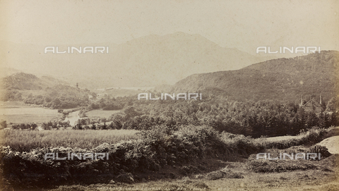 AVQ-A-002803-0009 - Album "Voyage en Ecosse Septembre 1880": View of the mountains Trossachs - Date of photography: 18/09/1880 - Alinari Archives, Florence