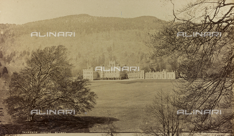 AVQ-A-002803-0024 - Album "Voyage en Ecosse Septembre 1880": View of Taymouth Castle in Kenmor, the Scottish Highlands - Date of photography: 21/09/1880 - Alinari Archives, Florence