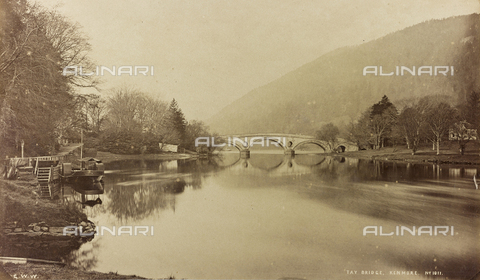 AVQ-A-002803-0025 - Album "Voyage en Ecosse Septembre 1880": View of the bridge over the River Tay in Kenmor, the Scottish Highlands - Date of photography: 21/09/1880 - Alinari Archives, Florence