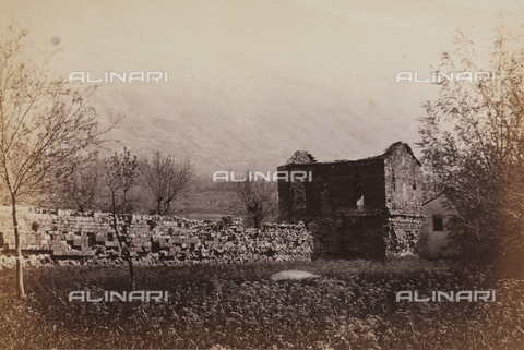 AVQ-A-002868-0026 - An old barn, Aosta - Date of photography: 1865 - 1868 - Alinari Archives, Florence