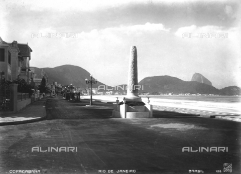 AVQ-A-002898-0017 - Seafront of Copocabana, Rio de Janeiro - Date of photography: 1910-1920 ca. - Alinari Archives, Florence