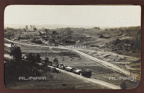 AVQ-A-002988-0044 - First World War: the 'Ukraine in the years 1914-1916 during the invasion of the German army. Freight Train - Date of photography: 1914-1916 - Alinari Archives, Florence