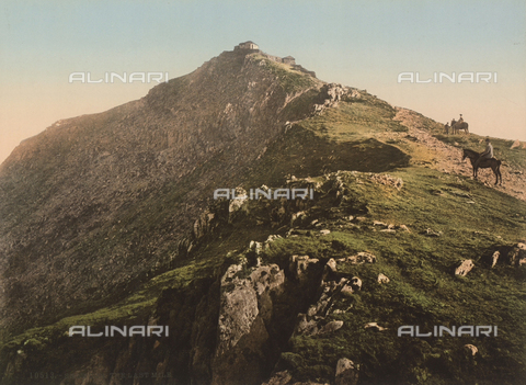 AVQ-A-003133-0037 - The peak of Mount Snowdon, in Wales - Date of photography: 1900-1910 - Alinari Archives, Florence