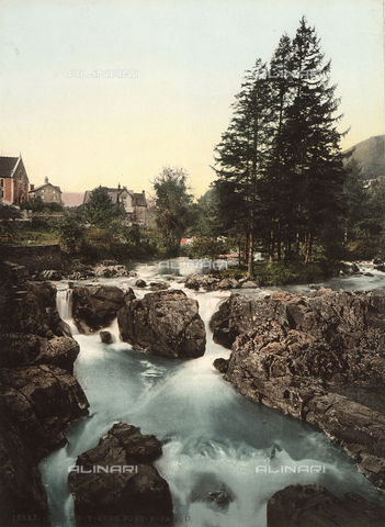 AVQ-A-003133-0040 - Pont-y-Pair in Betws-y-Coed, Wales - Date of photography: 1900-1910 - Alinari Archives, Florence