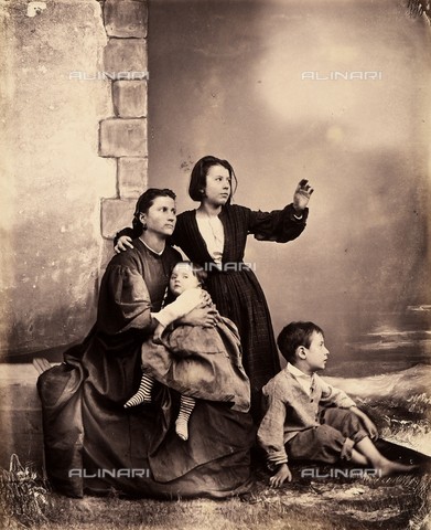 AVQ-A-003142-0009 - "La famiglia del pescatore". Genre scene of Late Romantic taste set up in the studio. The wife of a fisherman and her children, seated near the ocean, are gazing into the distance as they watch the boats move off - Date of photography: 1870-1880 ca. - Alinari Archives, Florence