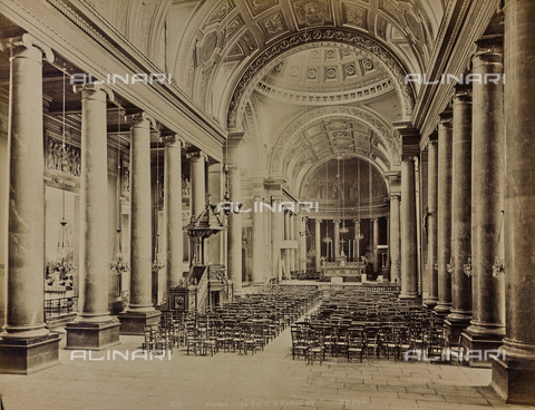 AVQ-A-003173-0067 - Interno della Cattedrale di San Pietro di Rennes - Data dello scatto: 1880-1890 - Archivi Alinari, Firenze