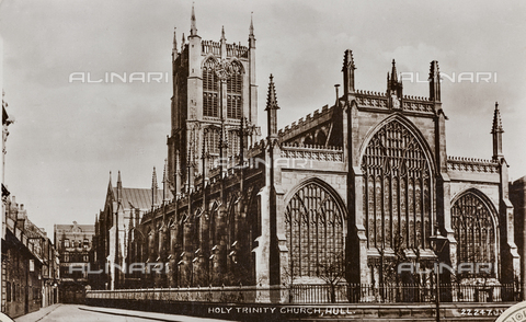 AVQ-A-003198-0025 - View of Holy Trinity Church in Kingston upon Hull - Date of photography: 1930-08/03/1932 - Alinari Archives, Florence