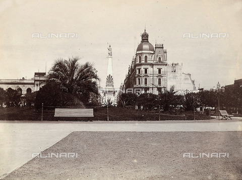 AVQ-A-003264-0007 - View of the Plaza de Maio, Buenos Aires - Date of photography: 1900 - Alinari Archives, Florence