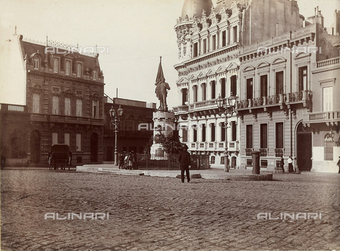 AVQ-A-003264-0012 - Monumento to Antonio Ruiz, war hero shot in 1857, renamed Falucho, Buenos Aires - Date of photography: 1900 - Alinari Archives, Florence