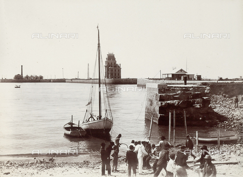AVQ-A-003264-0022 - The dock at Buenos Aires - Date of photography: 1900 - Alinari Archives, Florence