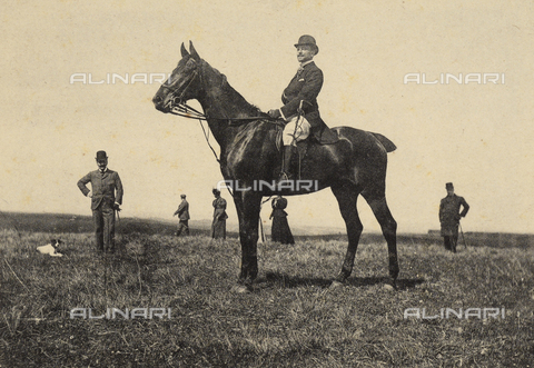 AVQ-A-003771-0001 - Gabriele d'Annunzio on horseback in the Roman countryside, during a fox hunt - Date of photography: 1896-97 - Alinari Archives, Florence