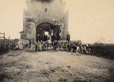 AVQ-A-003771-0042 - Fox hunting at Ponte Nomentano, near Rome - Date of photography: 04/02/1897 - Alinari Archives, Florence