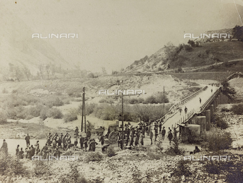 AVQ-A-003796-0230 - First World War: Italian soldiers to the close of Saga in Slovenia - Date of photography: 1915-1918 - Alinari Archives, Florence