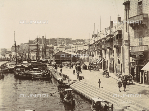 AVQ-A-003805-0033 - The boardwalk at La Valletta - Date of photography: 1910 ca. - Alinari Archives, Florence