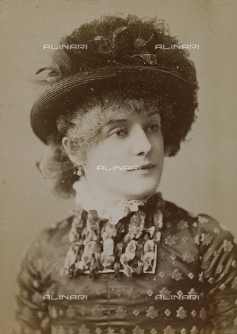 AVQ-A-003960-0002 - Portrait of the actress Minnie Palmer - Date of photography: 1890-1899 - Alinari Archives, Florence