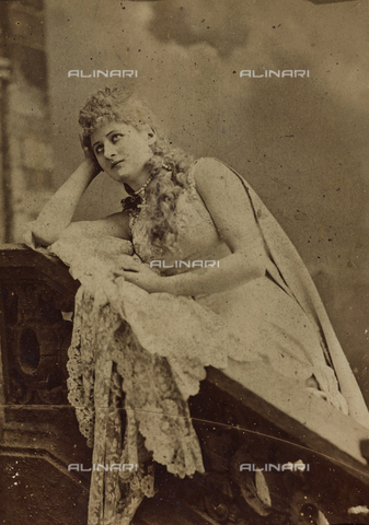AVQ-A-003960-0006 - Portrait of the actress Mary Anderson - Date of photography: 1885-1895 - Alinari Archives, Florence