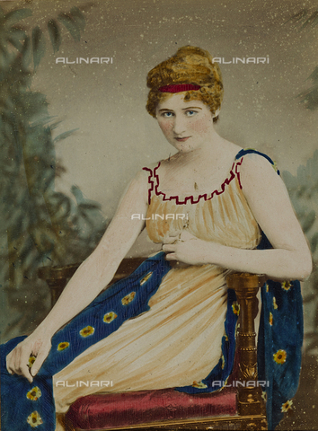 AVQ-A-003960-0008 - Portrait of the actress Mary Anderson - Date of photography: 1885-1895 - Alinari Archives, Florence