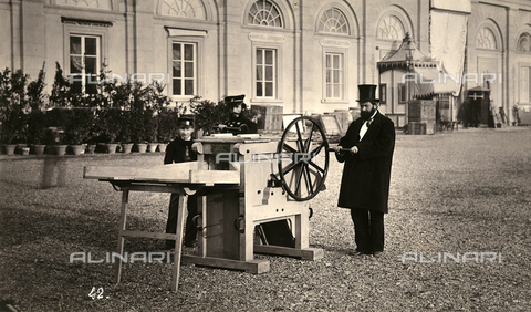 AVQ-A-003967-0018 - "Esposizione Italiana of 1861": a threasher machine belonging to Professor Della Beffa from Genova - Date of photography: 1861 - Alinari Archives, Florence