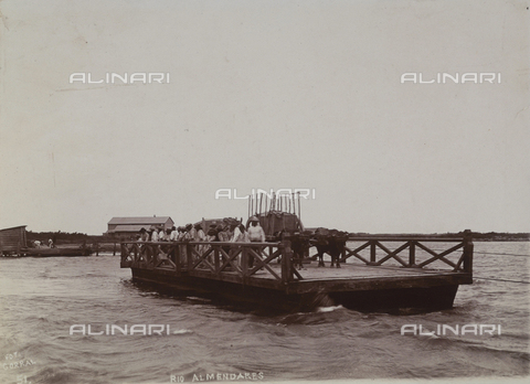 AVQ-A-004053-0043 - 'Antilles': crossing the Rio Almendares at Havana - Date of photography: 1910-1920 ca. - Alinari Archives, Florence