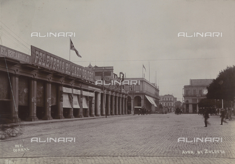 AVQ-A-004053-0052 - 'Antilles': Zuleuta street in Havana - Date of photography: 1910-1920 ca. - Alinari Archives, Florence