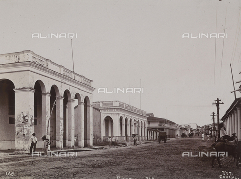 AVQ-A-004053-0093 - 'Antilles': a street in Pinar del Rio - Date of photography: 1910-1920 ca. - Alinari Archives, Florence
