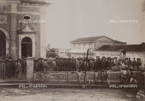 AVQ-A-004053-0117 - 'Antilles': rally of men at a Cuban military center - Date of photography: 1910-1920 ca. - Alinari Archives, Florence
