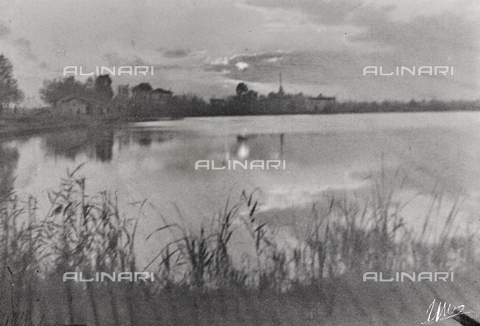 AVQ-A-004294-0051 - "Sunset on S.Rocchino" lake, Massarosa - Date of photography: 1900-1910 - Alinari Archives, Florence