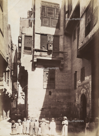 AVQ-A-004358-0173 - "Sites et Monuments du Caire": group of children in the Boulaq quarter - Date of photography: 1873-1893 - Alinari Archives, Florence