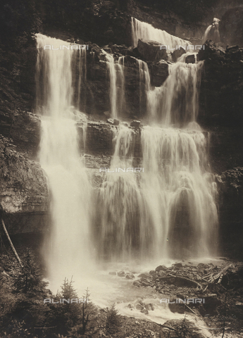 AVQ-A-004395-0010 - View of the Vallesinella Waterfalls, in the Brenta Group - Date of photography: 1914 - Alinari Archives, Florence