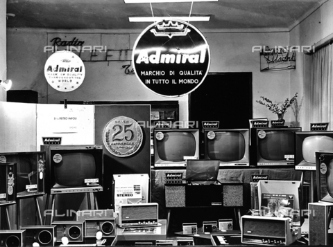 BBA-F-004450-0000 - Display of Admiral brand televisions and radios on the stand of the Pietro Napoli company from Livorno - Date of photography: 1959 - Alinari Archives, Florence