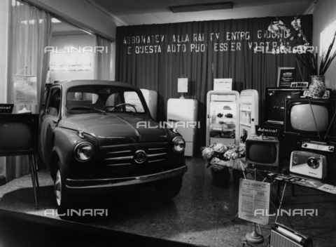 BBA-F-004470-0000 - Exhibition of electrical household appliances and of a car Fiat 600 on the occasion of the Rai-Tv subscription campaign in 1957 in Tuscany - Date of photography: 1957 - Alinari Archives, Florence