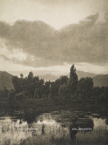 BFB-S-000908-0056 - "Evening" view of a lake with sunset - Date of photography: 1908 - Alinari Archives, Florence