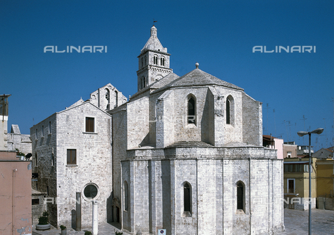 CAL-F-010979-0000 - Abside del Duomo di Barletta - Data dello scatto: 2002 - Archivi Alinari, Firenze