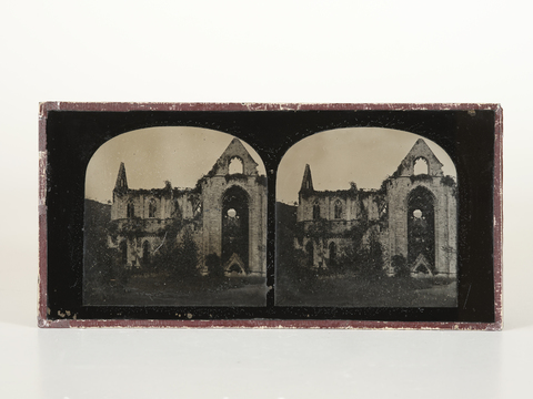 DVQ-F-000545-0000 - Steroscopic view of abbey ruins (Tintern Abbey) - Date of photography: 1855-1860 ca. - Alinari Archives, Florence