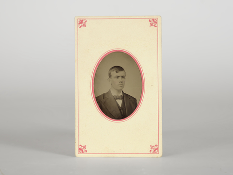 DVQ-F-001183-0000 - Male portrait - Date of photography: 1880 ca. - Alinari Archives, Florence
