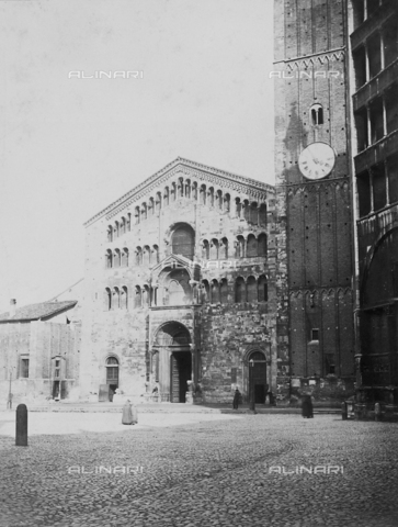 FBQ-A-006155-0001 - Il Duomo di Parma - Data dello scatto: 1865 ca. - Archivi Alinari, Firenze