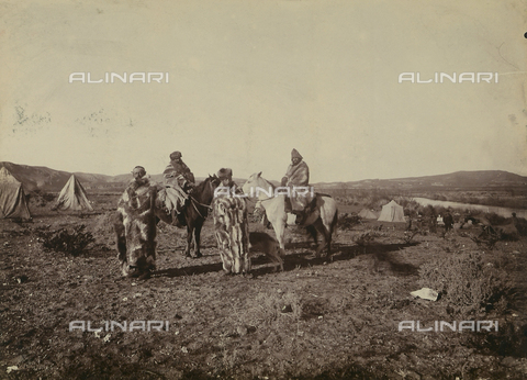 FBQ-A-006185-0042 - Measures to establish the Chilean-Argentinian border: some Indians. Argentina - Date of photography: 1900 ca. - Alinari Archives, Florence