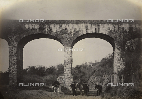 FBQ-A-006185-0074 - Measures to establish the Chilean-Argentinian border: ancient aqueduct. Argentina - Date of photography: 1910 ca. - Alinari Archives, Florence