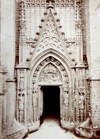 FBQ-F-000415-0000 - The main portal of the Cathedral of Seville, decorated with friezes and statues - Date of photography: 1870 -1890 - Alinari Archives, Florence