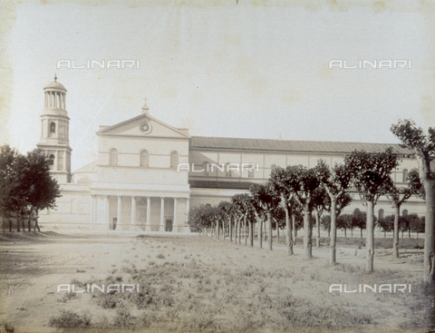 FBQ-F-002615-0000 - The facade and part of the convent of San Paolo Fuori le Mura, in Rome. In the foreground rows of trees - Date of photography: 1870 -1875 ca. - Alinari Archives, Florence