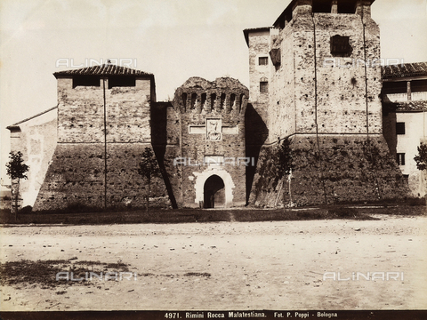 FCC-F-010677-0000 - The Rocca of the Malatesta, in Verrucchio - Date of photography: 1880 ca. - Alinari Archives, Florence