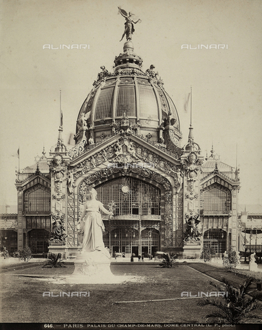 FCC-F-011505-0000 - Building with dome on the Champ de Mars. - Date of photography: 1889 ca. - Alinari Archives, Florence