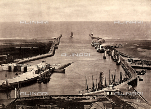 FCC-F-012103-0000 - The port of Calais, in France - Date of photography: 1890 ca. - Alinari Archives, Florence
