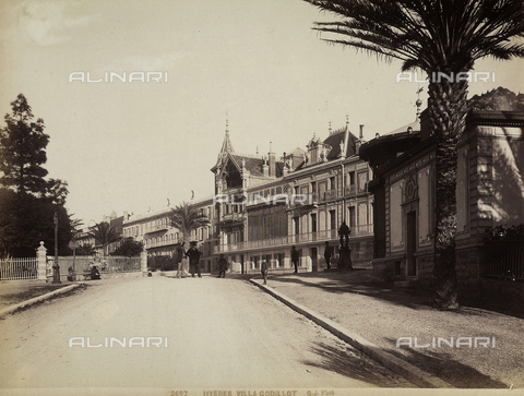 FCC-F-012268-0000 - The Godillot mansion in Hyeres, Provence, France - Date of photography: 1880 ca. - Alinari Archives, Florence