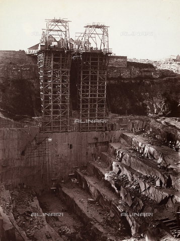 FCC-F-012533-0000 - A stone quarry in Trélazé - Date of photography: 1876 - Alinari Archives, Florence