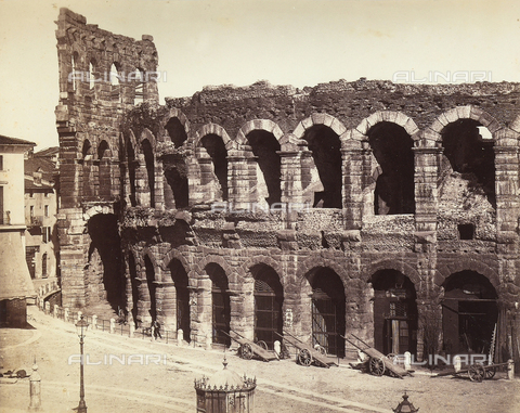 FCC-F-012611-0000 - The Arena of Verona - Date of photography: 1866 ca. - Alinari Archives, Florence
