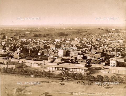FCC-F-016175-0000 - View of Cairo. The Pyramids are visible in the background - Date of photography: 1880 - 1890 ca. - Alinari Archives, Florence