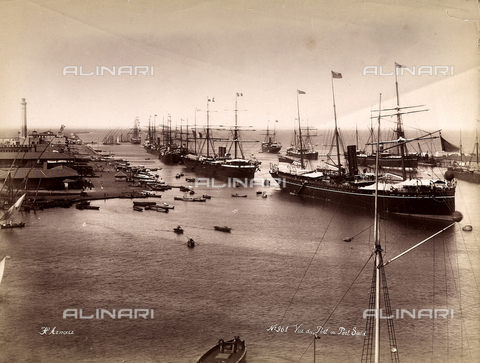 FCC-F-016230-0000 - Some ships entering the Suez Canal from Port Said - Date of photography: 1880 - 1890 ca. - Alinari Archives, Florence